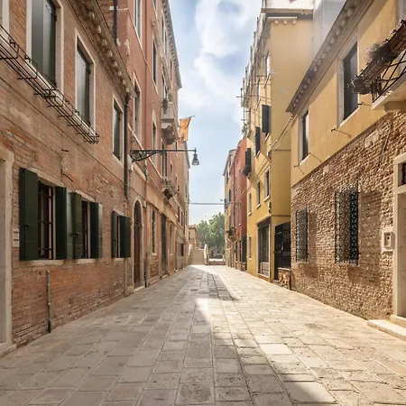 公寓 San Giacomo Dall'orio Garden R&r *